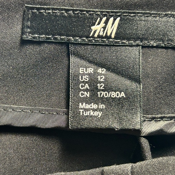 H&M Classic A-Line Black Mini Skirt Size 12 - Picture 4 of 6